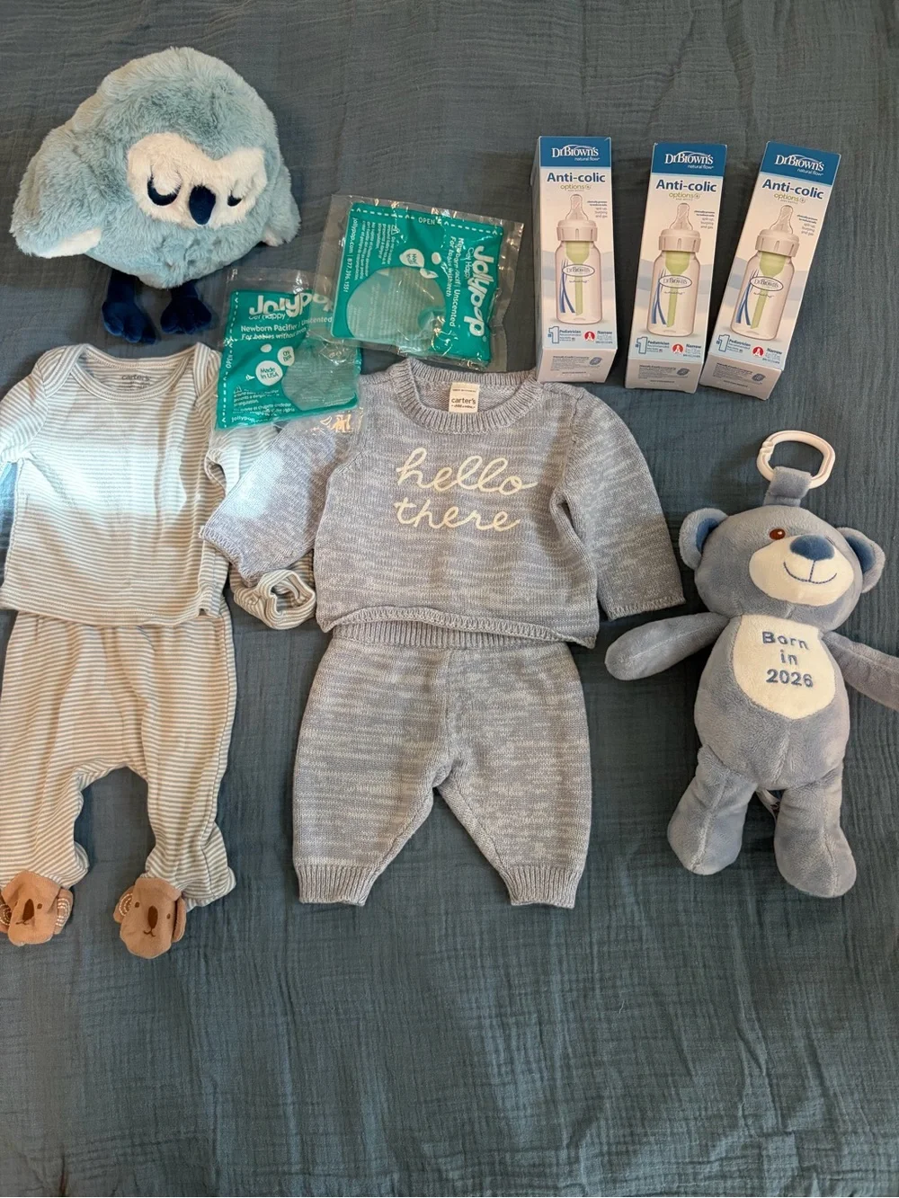 Newborn bundle items